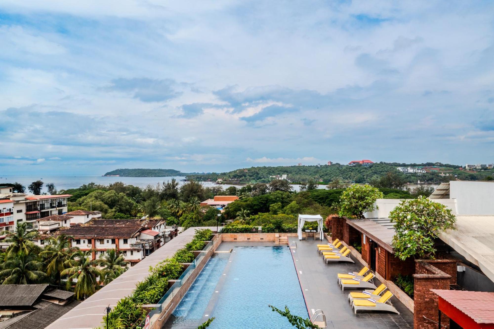 Vivanta Goa, Панаджи Экстерьер фото